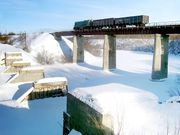 Железнодорожный мост через реку между 17-м и 19-м километрами Архив Д. Дулича 
