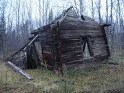 Остатки деревни. Современное фото (2012). Источник: motomurmansk.opk.ru 