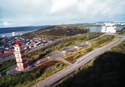 Ансамбль-мемориал в память о погибших в мирное время моряках