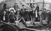 Нивастоевцы — строители НиваГЭС-II Из кн.: Кузьмин Г. Г., Разин Е. Ф. Кандалакша. — Мурманск, 1968 