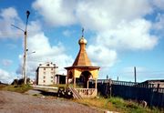 Звонница у церкви Рождества Христова Трифонов Печенгского монастыря в пос. Печенга. Построена в 1996 Фото Л. Фарыга. Архив В. А. Мацак 
